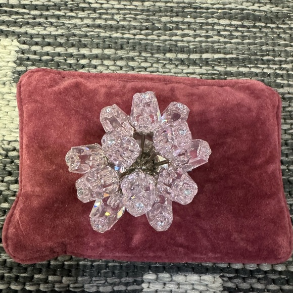 Swarovski Crystal Dozen Pink Roses 3” - Picture 3 of 3